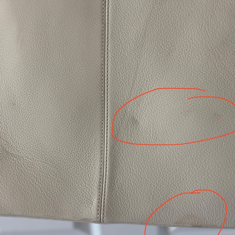 Handbag - Picture 10 of 16